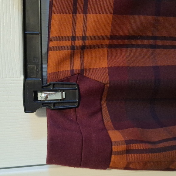 Plaid pencil skirt - Picture 2 of 9